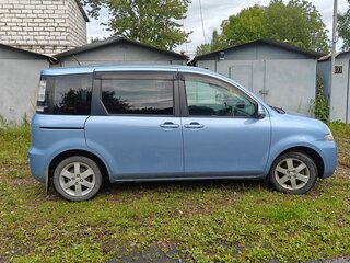 2011 Toyota Sienta I Рестайлинг 2, голубой, 750000 рублей, вид 4