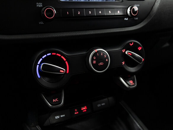 2020 Kia Rio IV, синий, 1579777 рублей - вид 15