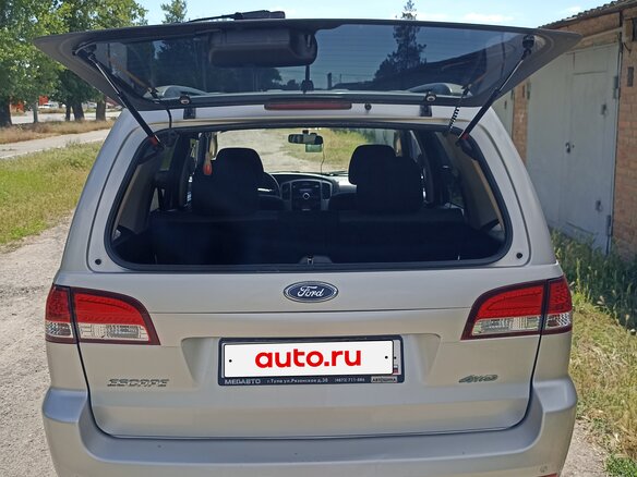 2008 Ford Escape I Рестайлинг 2, серебристый - вид 9