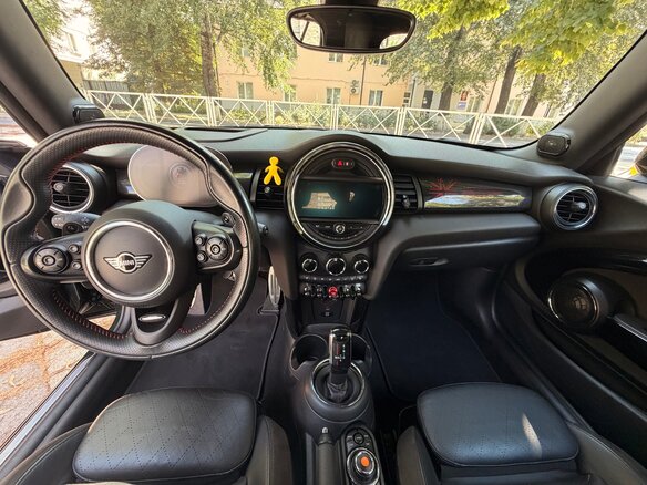 2021 Mini Cabrio JCW John Cooper Works III Рестайлинг, зелёный, 2750000 рублей - вид 14