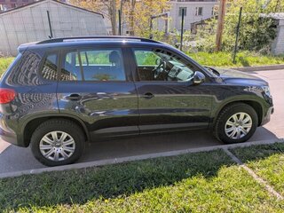 2014 Volkswagen Tiguan I Рестайлинг, синий, 1490000 рублей, вид 3