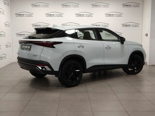 2024 Omoda C5 I Рестайлинг, зелёный, 1999000 рублей, вид 2
