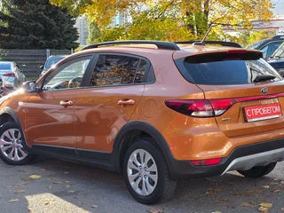 2019 Kia Rio X-Line IV, оранжевый, 1399000 рублей, вид 3