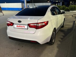 2012 Kia Rio III, белый, 505000 рублей, вид 4