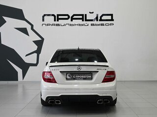 2011 Mercedes-Benz C-Класс 200 III (W204) Рестайлинг, белый, 1429900 рублей, вид 4