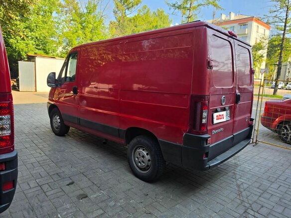 2009 Fiat Professional Ducato, красный, 1200000 рублей - вид 3
