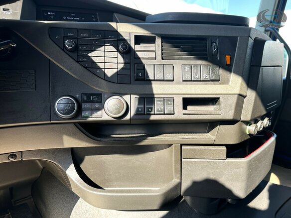 2021 Volvo FH 540, синий, 9300000 рублей - вид 23