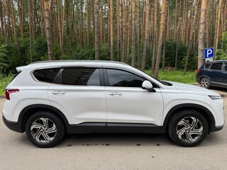 2020 Hyundai Santa Fe IV Рестайлинг, белый, 3300000 рублей, вид 4