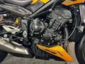 2023 Triumph Street Triple, жёлтый, 1170000 рублей - вид 9