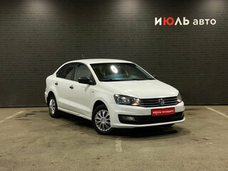 2018 Volkswagen Polo V Рестайлинг, белый, 750000 рублей, вид 3