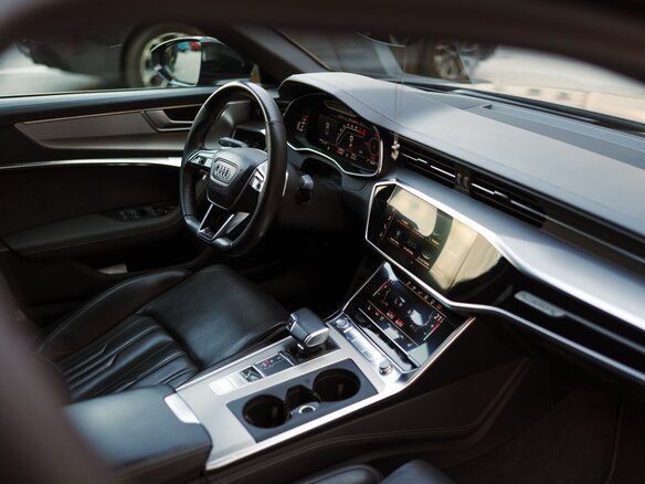 2019 Audi A6 55 TFSI V (C8), чёрный, 4899000 рублей - вид 7