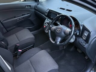 2005 Toyota Wish I, чёрный, 650000 рублей, вид 5