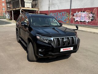 2019 Toyota Land Cruiser Prado 150 Series Рестайлинг 2, чёрный, 4900000 рублей, вид 3