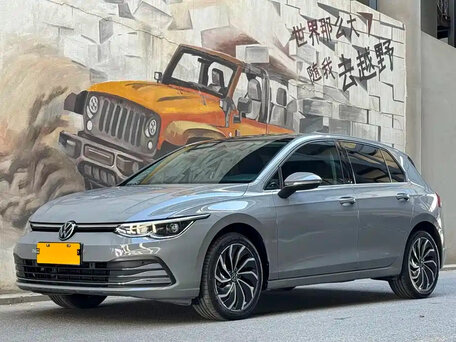 Volkswagen Golf VIII