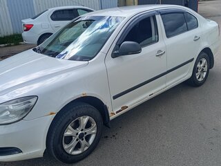2011 Skoda Octavia II (A5) Рестайлинг, белый, 350000 рублей, вид 4
