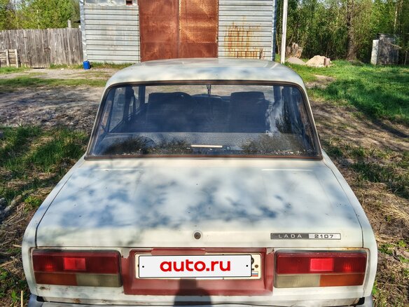 1997 Lada (ВАЗ) 2107, белый, 82000 рублей - вид 2