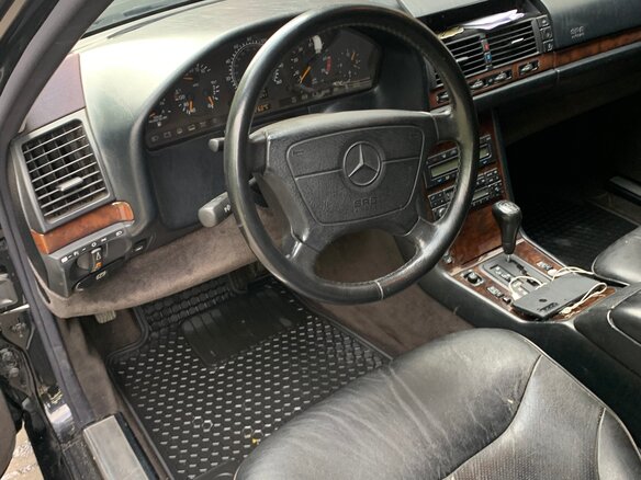 1998 Mercedes-Benz S-Класс 500 Long III (W140) Рестайлинг, чёрный, 1000000 рублей - вид 5