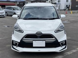 2021 Toyota Sienta II Рестайлинг, белый, 1107000 рублей, вид 2
