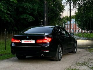 2017 BMW 5 серии 520d xDrive VII (G30/G31/G38), чёрный, 2650000 рублей, вид 4
