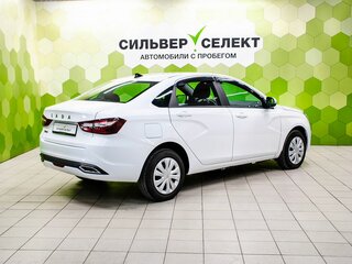 2024 Lada (ВАЗ) Vesta I Рестайлинг (NG), белый, 1349000 рублей, вид 2