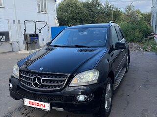 2008 Mercedes-Benz M-Класс 550 II (W164), чёрный, 860000 рублей, вид 4