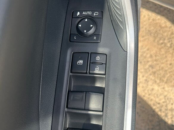 2024 Toyota RAV4 V (XA50), чёрный - вид 12