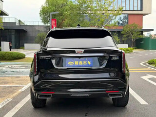 2025 Cadillac XT5 II, чёрный, 5359999 рублей, вид 5