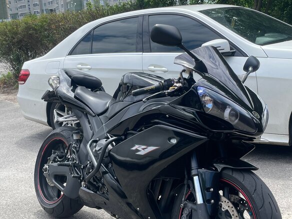 2007 Yamaha YZF-R1, чёрный, 620000 рублей - вид 3