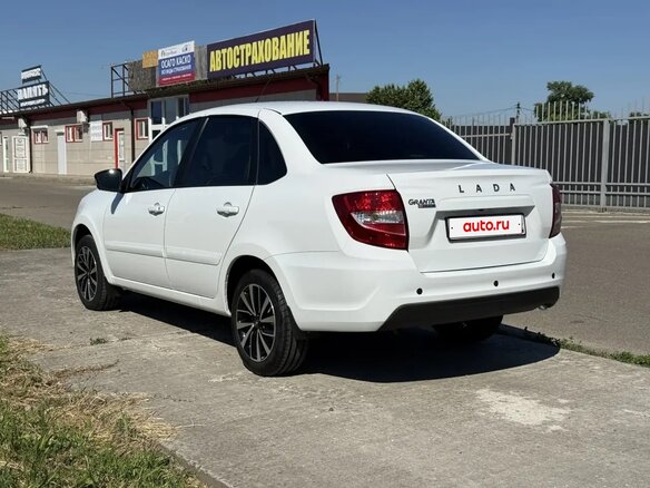 2025 Lada (ВАЗ) Granta I Рестайлинг, белый, 1070000 рублей - вид 6