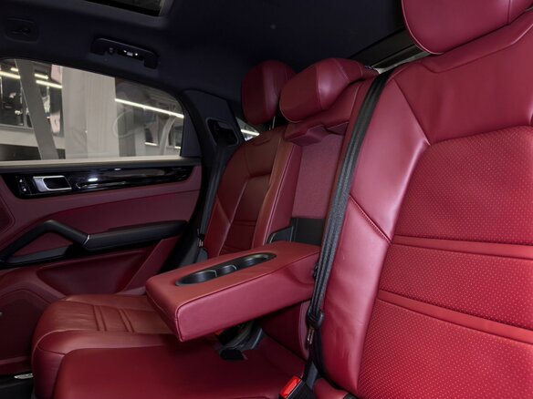 2021 Porsche Cayenne Coupé III, чёрный, 8500000 рублей - вид 29