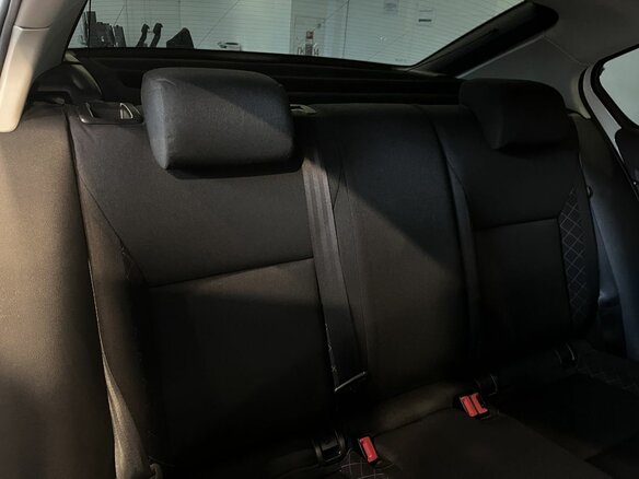 2017 Skoda Octavia III (A7) Рестайлинг, белый, 1540000 рублей - вид 34