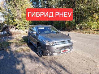 2014 Mitsubishi Outlander PHEV III Рестайлинг, серый, 1750000 рублей, вид 1
