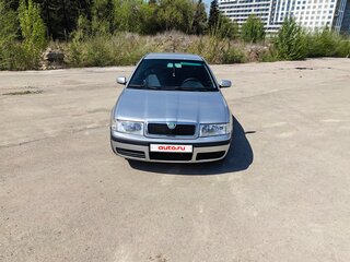 2002 Skoda Octavia I (A4) Рестайлинг, серебристый, 330000 рублей, вид 2