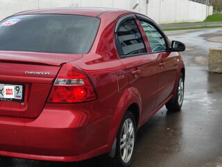2008 Chevrolet Aveo I Рестайлинг, красный, 450000 рублей, вид 5
