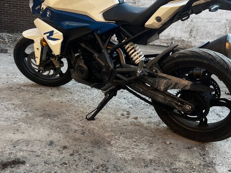 2020 BMW G 310 R, белый, 400000 рублей, вид 4