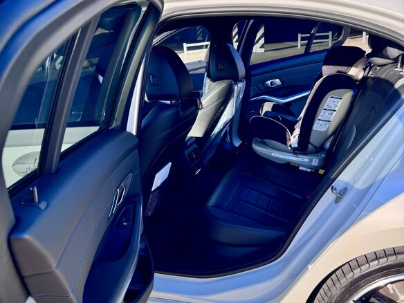 2019 BMW 3 серии 320d xDrive VII (G2x), белый, 4500000 рублей - вид 17
