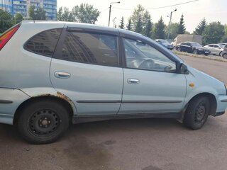 2000 Nissan Tino, голубой, 299000 рублей, вид 2