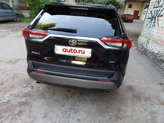 2020 Toyota RAV4 V (XA50), чёрный, 4400000 рублей, вид 4