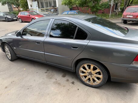 2005 Volvo S60 I Рестайлинг, серый, 400000 рублей, вид 4