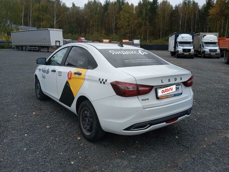 2023 Lada (ВАЗ) Vesta I Рестайлинг (NG), белый, 855000 рублей, вид 4