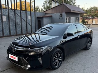 2017 Toyota Camry VII (XV50) Рестайлинг 2, чёрный, 2200000 рублей, вид 1