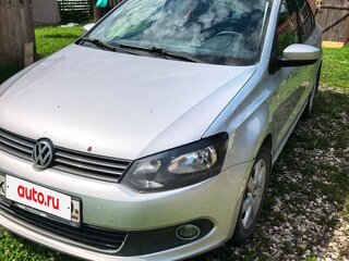 2013 Volkswagen Polo V, серый, 800000 рублей, вид 2