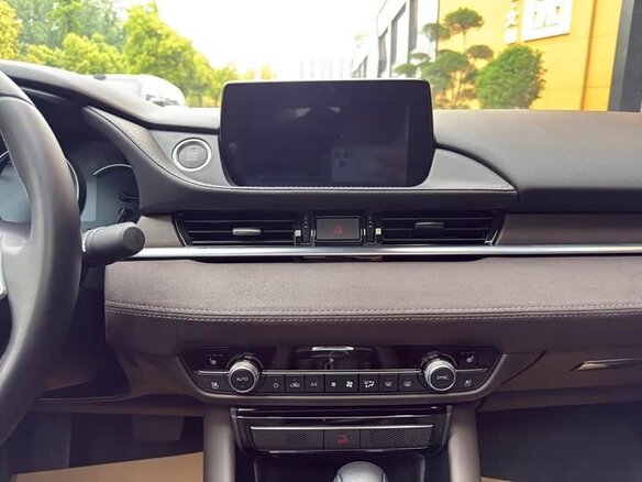 2023 Mazda 6 Atenza III (GJ) Рестайлинг 2, белый, 1740000 рублей - вид 13