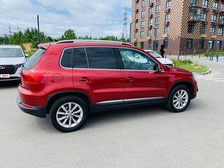 2012 Volkswagen Tiguan I Рестайлинг, красный, 1425000 рублей, вид 3