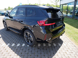 2026 BMW X1 18d sDrive III (U11/U12), чёрный, 5654000 рублей, вид 3