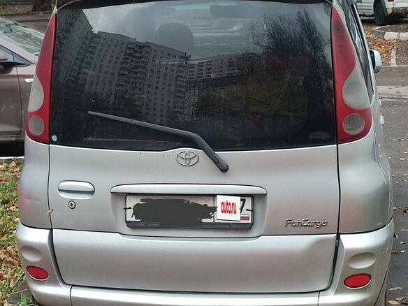 1999 Toyota FunCargo, серебристый, 300000 рублей - вид 4