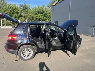 2009 Volkswagen Tiguan I, чёрный, 800000 рублей, вид 5