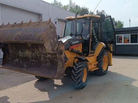 2012 Volvo BL, жёлтый, 3980000 рублей, вид 5