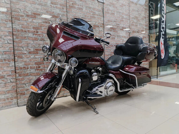 2014 Harley-Davidson Electra Glide, пурпурный, 995000 рублей