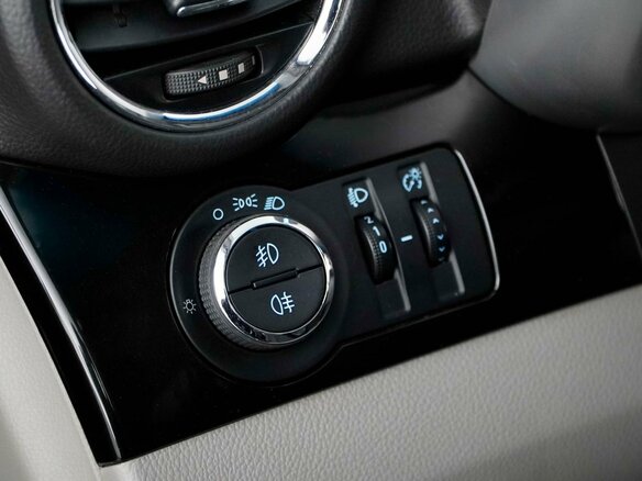 2012 Chevrolet Orlando I, чёрный, 1134999 рублей - вид 19